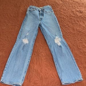 Levi’s Ribcage Straight